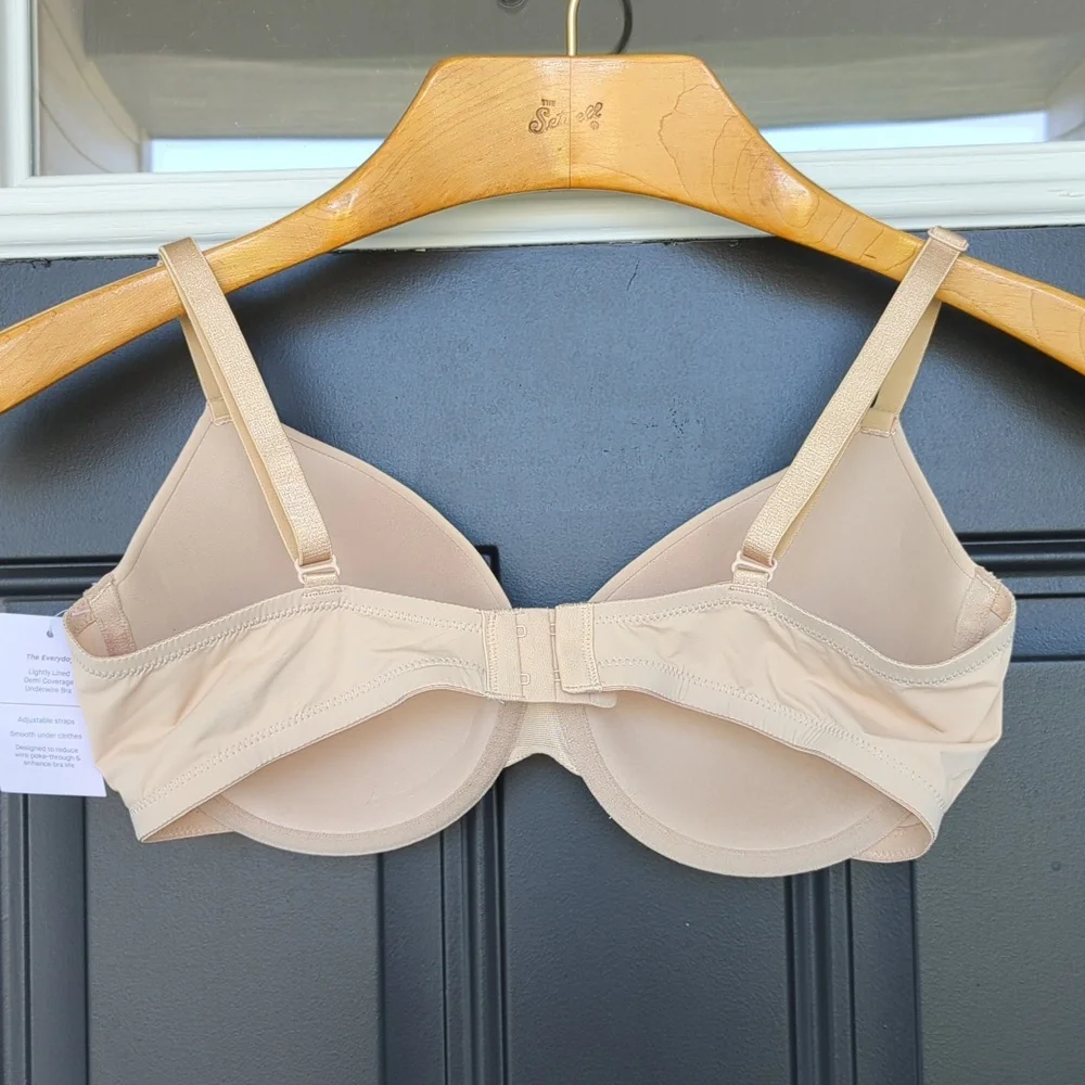 Auden Nude Bra - Picture 10 of 10